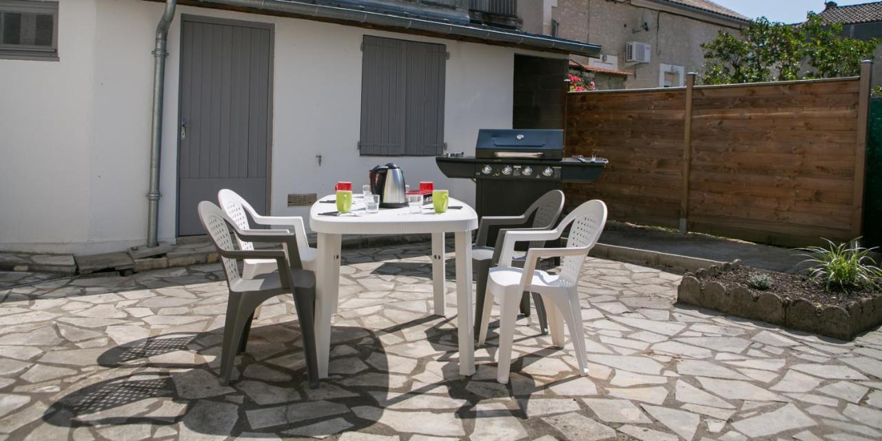 Périgueux Appartement Avec Terrasse מראה חיצוני תמונה